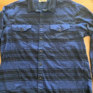 Madewell Plaid Flannel Soft Casual Navy and Black Button-Down Shirt